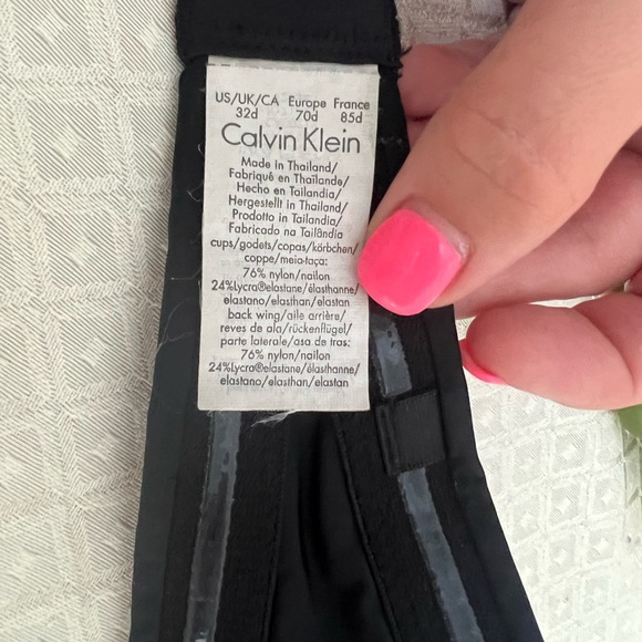 black strapless bra with lace Calvin Klein 32d - Picture 4 of 6